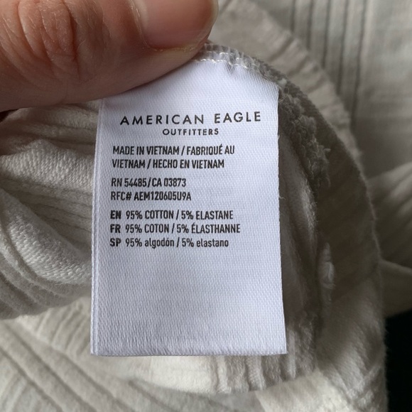 AMERICAN EAGLE OUTFITTERS | Ribbed Crop Top - Picture 3 of 4